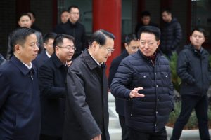 發揮模范帶頭作用 全面推動轉型升級 ——易煉紅到仁和集團視察調研